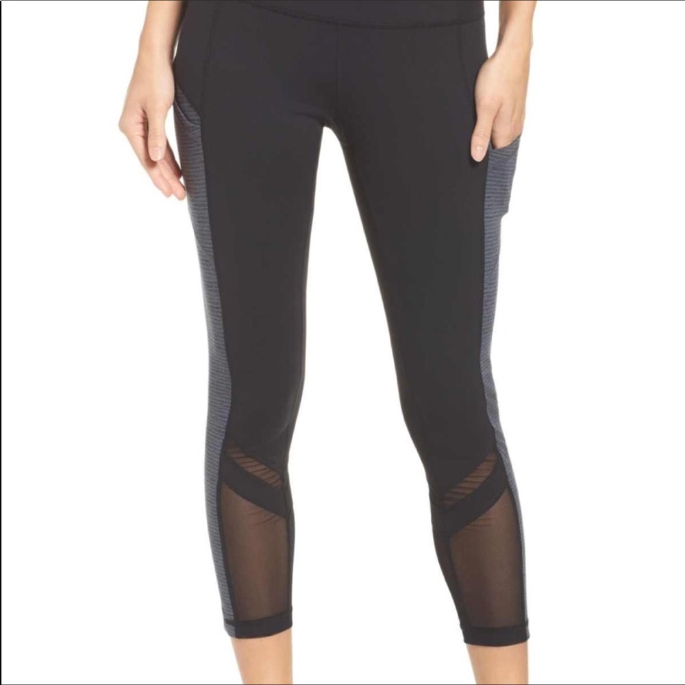 Zella Capris